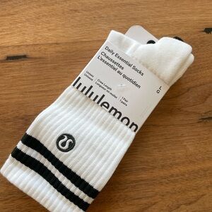 Lululemon Crew Length Daily Essential Socks